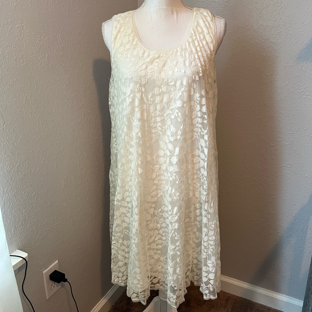 Max Studio Flowy Sleeveless Ivory Lace Dress Size Small